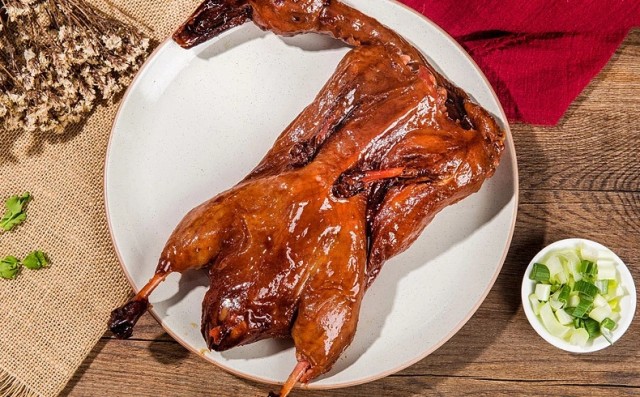 万隆酱鸭536g杭州特产中华老字号酱板鸭卤味肉类熟食鸭肉零食