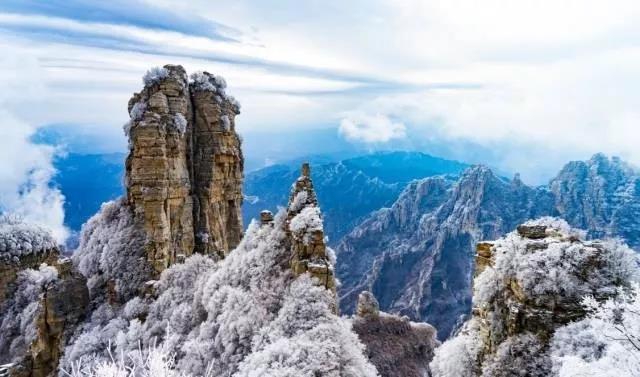 【元旦-白石山】休闲登山,体验刺激的"玻璃栈道"观十瀑峡冰瀑【2日